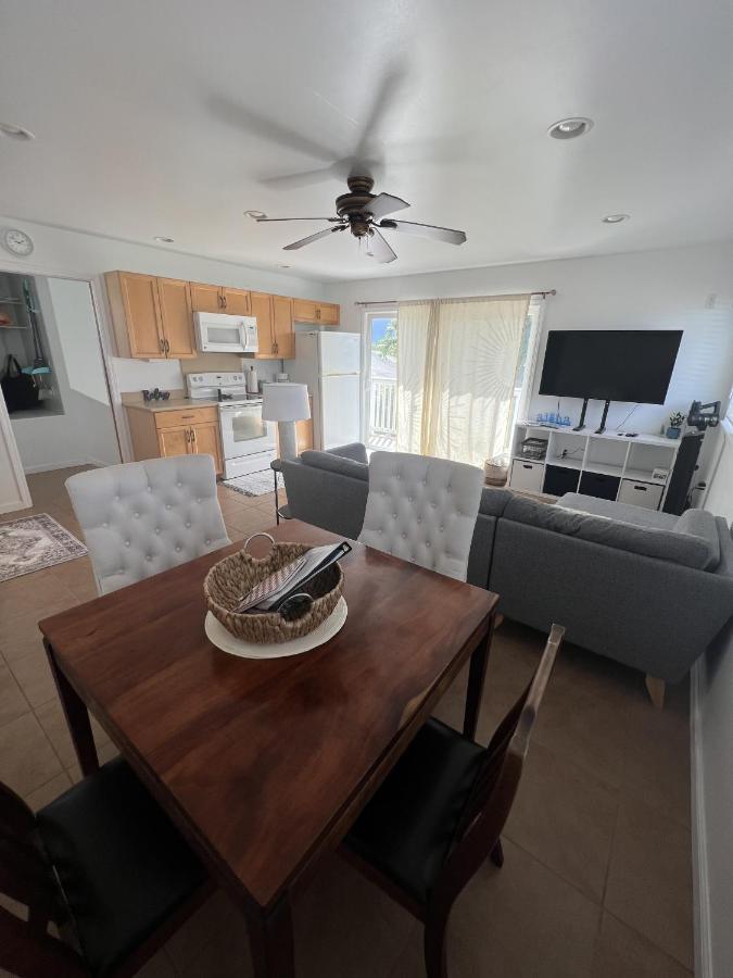 Kailani Loft, Kailua Coconut Grove 1-Bedroom المظهر الخارجي الصورة